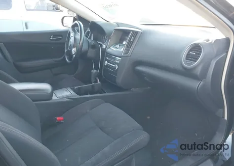 2013 Nissan Maxima 3.5 S z USA, uszkodzony, nr VIN 1N4AA5AP2DC848059